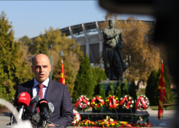 Заменик-министерот Ковачевски дел од владината делегација за одбележување на 23 Октомври